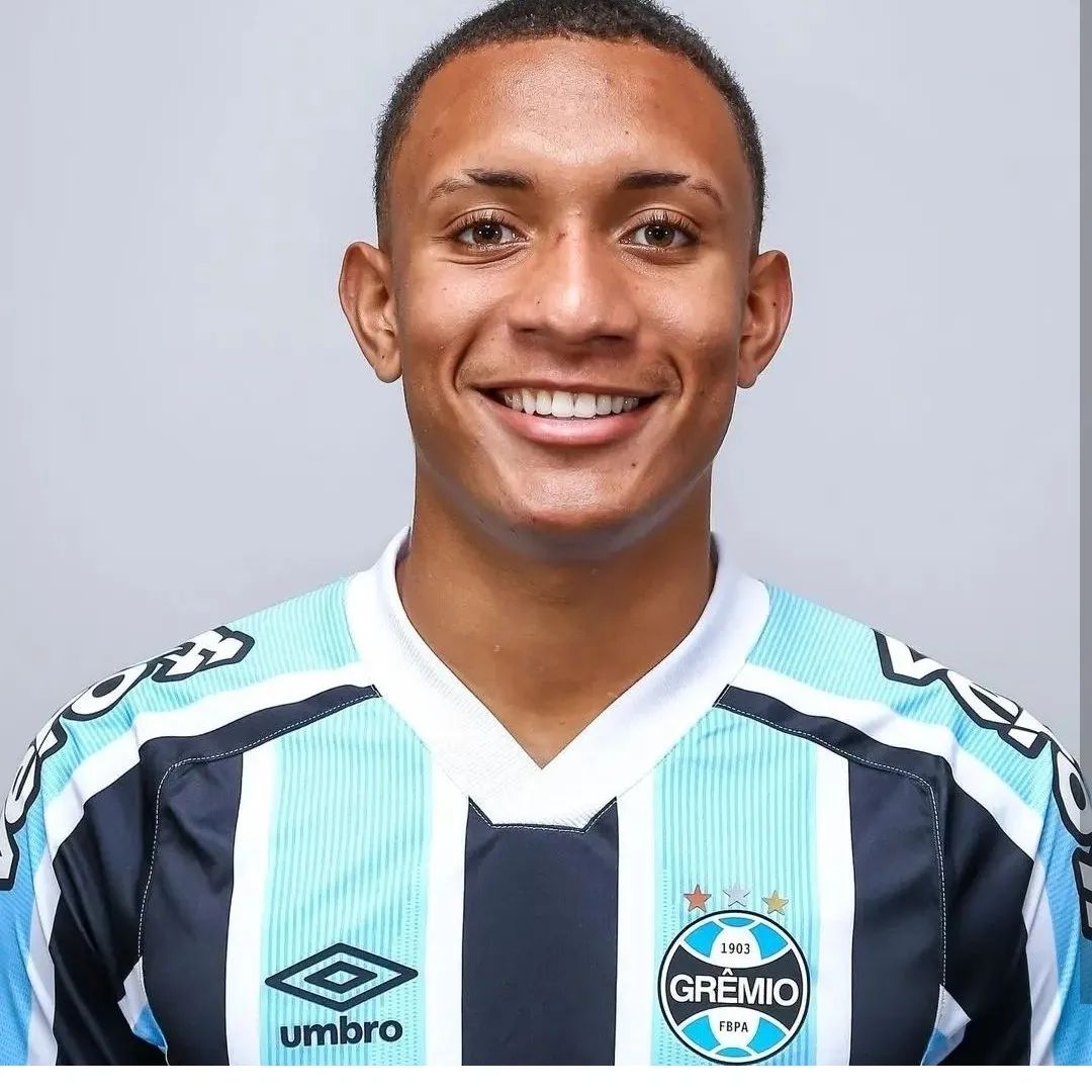 Grêmio comunica rescisão com Wesley Moreira